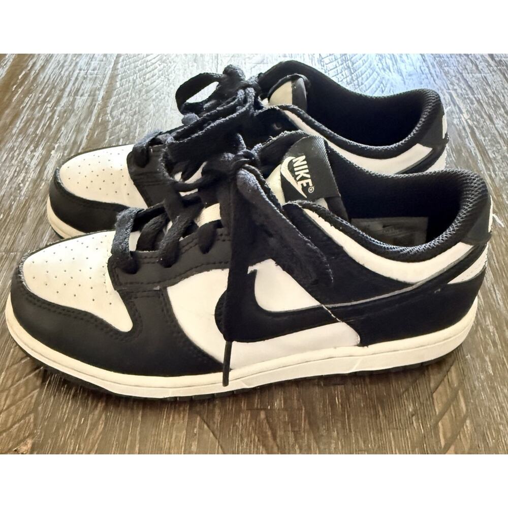 Kids 2Y Nike Dunk Low Black White Panda Sneakers Gym Shoes Athletics